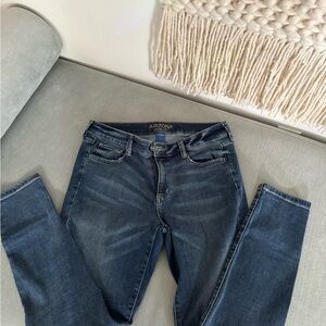 Arizona Jean Company Women's Dark Blue Skinny Jeans